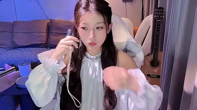 Snapshot of Lixinel-520 chatting on September 2025 09:53:02 AM Lixinel-520 online show from September 2025 09:53:02 AM