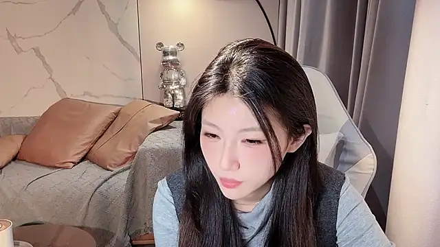 Snapshot of Lixinel-520 chatting on November 2025 06:13:01 AM Lixinel-520 online show from November 2025 06:13:01 AM