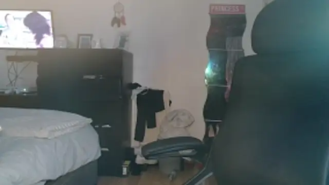 Snapshot of Prill940 chatting on November 2025 06:24:02 AM Prill940 online show from November 2025 06:24:02 AM