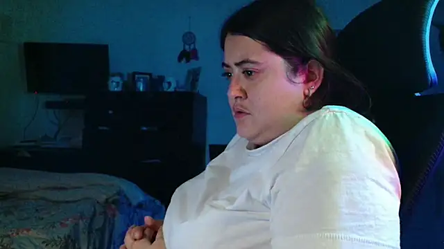 Snapshot of Prill940 chatting on November 2025 07:24:02 PM Prill940 online show from November 2025 07:24:02 PM