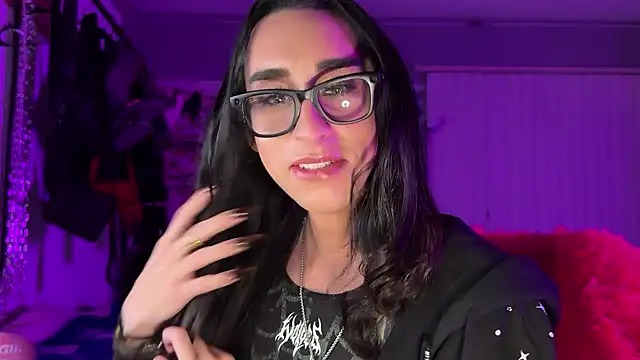 xoFrankie online show from February 2026 06:02:01 AM