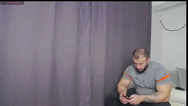 RickyMiami1 online show from January 2026 06:54:02 PM