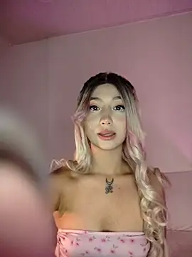 Snapshot of Ella_rr chatting on May 2026 02:50:01 AM Ella rr online show from May 2026 02:50:01 AM