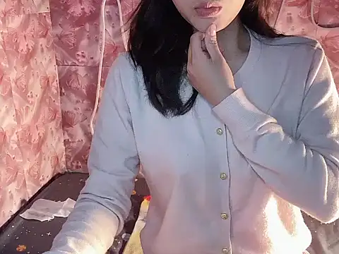 Miumiu028 online show from March 2026 02:21:01 PM