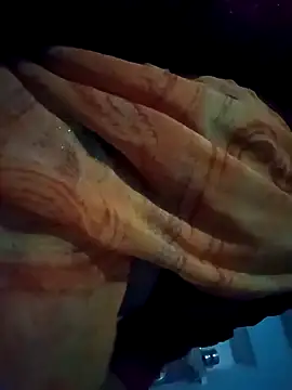 Snapshot of Meenu_chauhan chatting on October 2025 04:02:02 AM Meenu chauhan online show from October 2025 04:02:02 AM