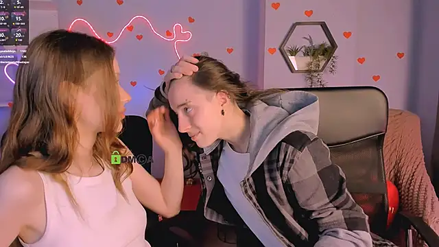 khloebeauty online show from March 2026 08:15:01 PM