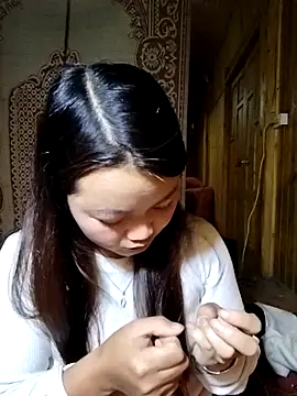 lusy-000 online show from December 2025 08:20:02 AM