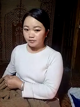 lusy-000 online show from December 2025 01:43:02 AM