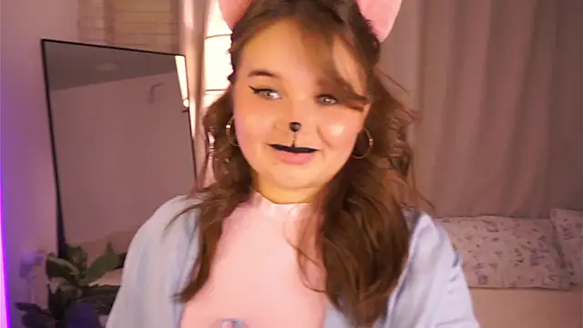 Snapshot of Anna_Nicol chatting on October 2025 01:25:01 PM Anna Nicol online show from October 2025 01:25:01 PM