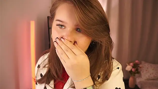 Snapshot of Anna_Nicol chatting on December 2025 12:47:02 PM Anna Nicol online show from December 2025 12:47:02 PM