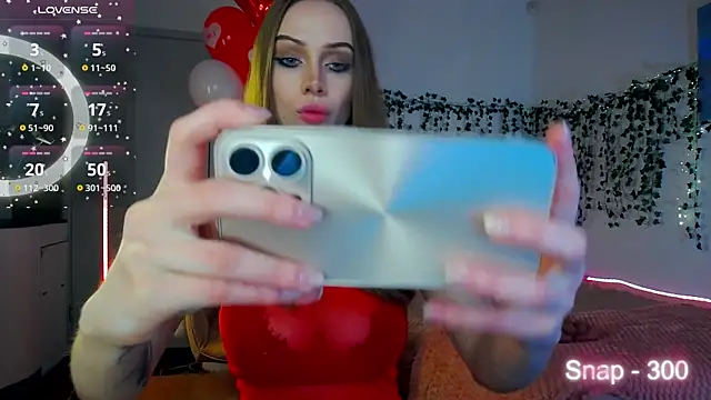 EvaLone1 online show from February 2026 08:49:01 PM