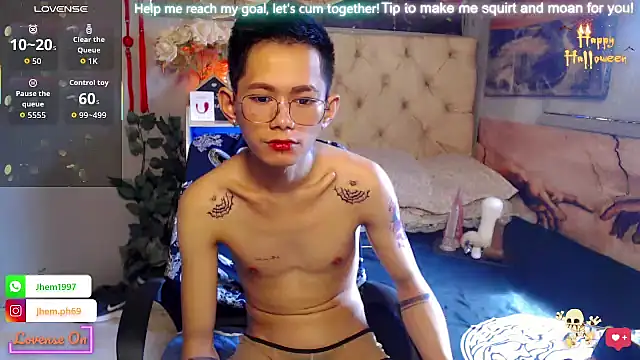 Snapshot of Skinny_CumLoader69 chatting on October 2025 06:03:02 AM Skinny CumLoader69 online show from October 2025 06:03:02 AM