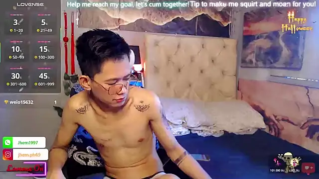 Snapshot of Skinny_CumLoader69 chatting on November 2025 02:02:02 AM Skinny CumLoader69 online show from November 2025 02:02:02 AM