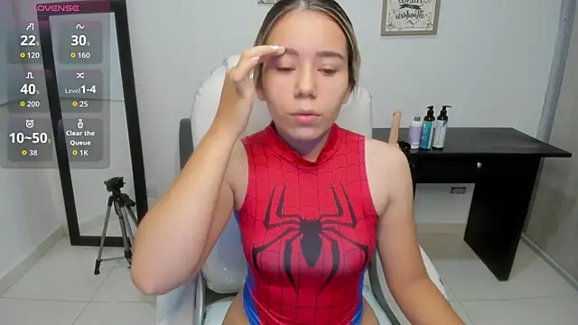 Snapshot of Aiilyn_Ds chatting on September 2025 09:45:02 AM Aiilyn Ds online show from September 2025 09:45:02 AM