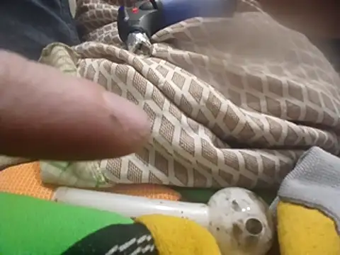 Hurri21 online show from December 2025 04:07:02 AM