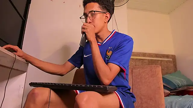 Cj davis  online show from October 2025 04:33:01 AM