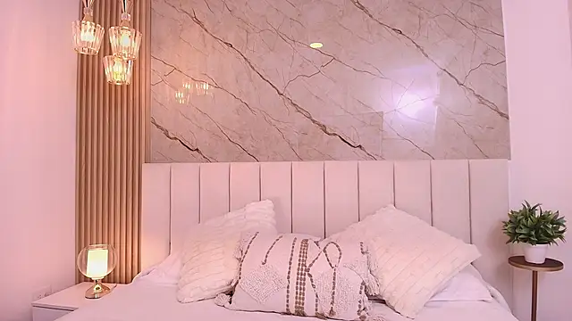 Snapshot of GraceMontgomery chatting on October 2025 01:12:02 PM GraceMontgomery online show from October 2025 01:12:02 PM