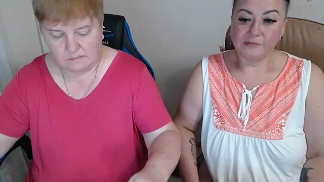 Snapshot of Bertie_Adeline chatting on September 2025 06:41:02 PM Bertie Adeline online show from September 2025 06:41:02 PM
