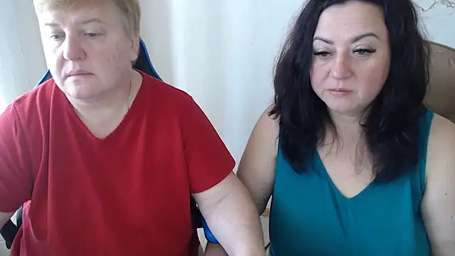 Snapshot of Bertie_Adeline chatting on September 2025 07:07:01 AM Bertie Adeline online show from September 2025 07:07:01 AM