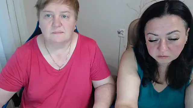 Snapshot of Bertie_Adeline chatting on September 2025 03:37:02 PM Bertie Adeline online show from September 2025 03:37:02 PM
