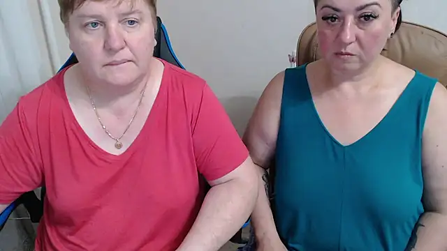 Snapshot of Bertie_Adeline chatting on September 2025 07:07:02 PM Bertie Adeline online show from September 2025 07:07:02 PM