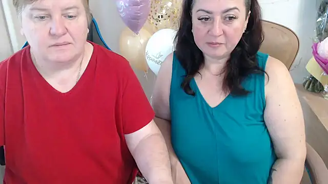 Snapshot of Bertie_Adeline chatting on October 2025 07:20:02 AM Bertie Adeline online show from October 2025 07:20:02 AM