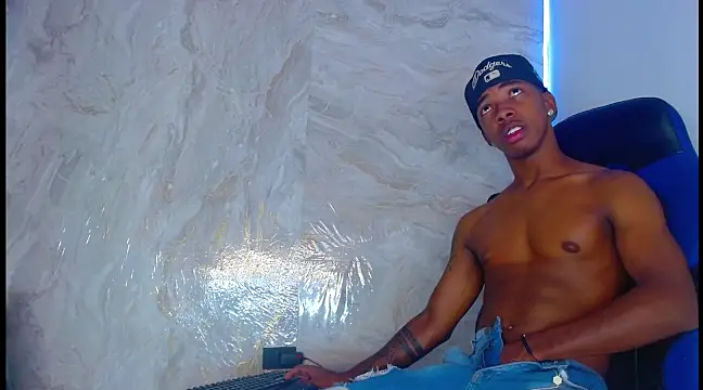 Snapshot of maicoljorda chatting on September 2025 11:45:02 AM maicoljorda online show from September 2025 11:45:02 AM