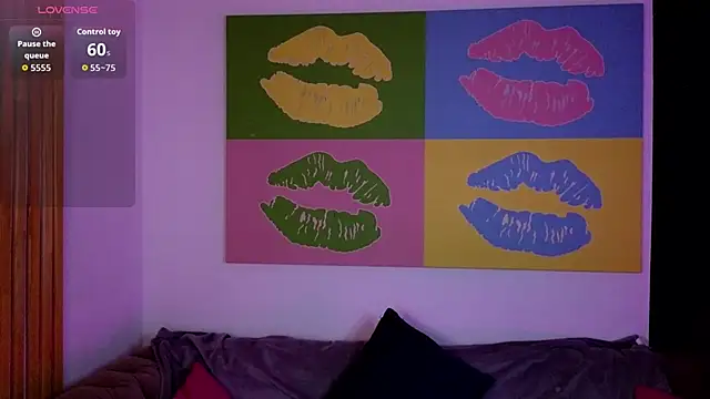 Snapshot of __grace__ chatting on September 2025 03:17:01 PM grace online show from September 2025 03:17:01 PM