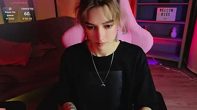 Snapshot of __grace__ chatting on October 2025 10:26:02 AM grace online show from October 2025 10:26:02 AM