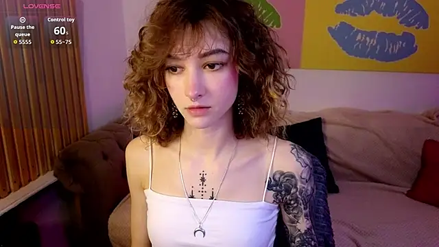 Snapshot of __grace__ chatting on October 2025 10:38:02 AM grace online show from October 2025 10:38:02 AM