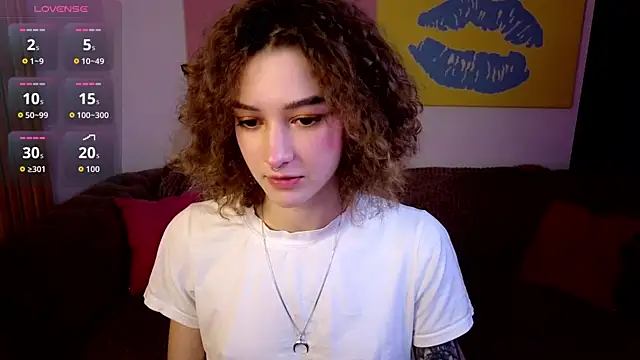 Snapshot of __grace__ chatting on November 2025 10:35:02 AM grace online show from November 2025 10:35:02 AM