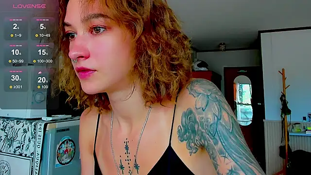 Snapshot of __grace__ chatting on December 2025 05:01:01 AM grace online show from December 2025 05:01:01 AM