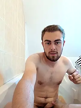 Snapshot of Aymeric35000 chatting on October 2025 04:17:01 PM Aymeric35000 online show from October 2025 04:17:01 PM