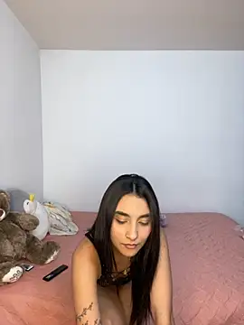 Snapshot of Zafira_Montiel chatting on November 2025 05:16:02 AM Zafira Montiel online show from November 2025 05:16:02 AM