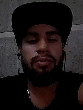 Snapshot of emi_asap22 chatting on December 2025 06:29:02 AM emi asap22 online show from December 2025 06:29:02 AM