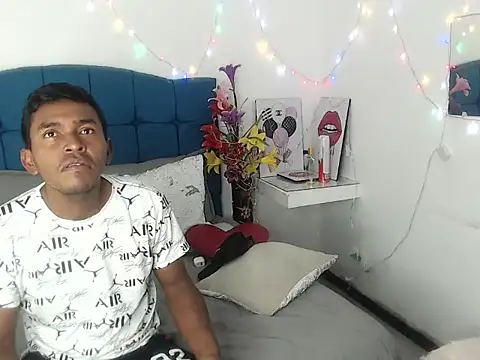 Adam Morgan2 online show from December 2025 04:18:02 AM