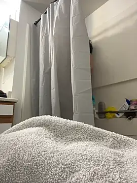 wishuhope4 online show from April 2026 09:02:02 PM