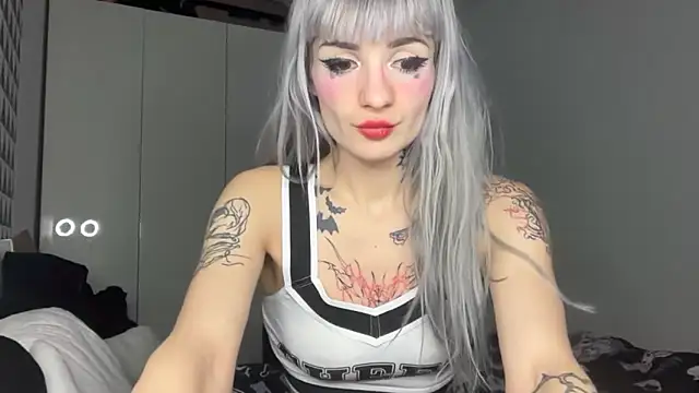 Snapshot of FluffySlutt chatting on November 2025 03:34:01 AM FluffySlutt online show from November 2025 03:34:01 AM