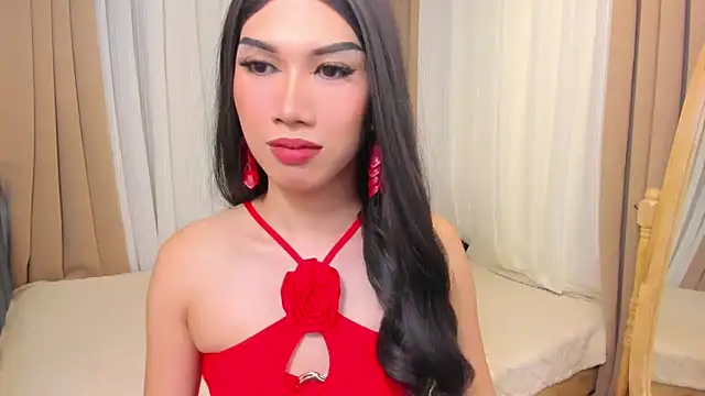 MaxCollins online show from December 2025 08:39:01 PM