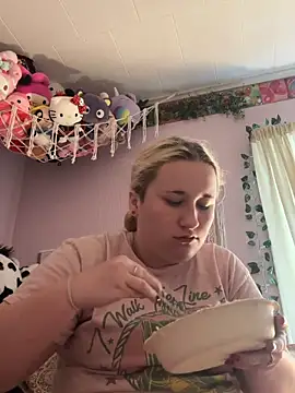 Snapshot of imawhorenslut19 chatting on April 2026 06:57:02 PM imawhorenslut19 online show from April 2026 06:57:02 PM