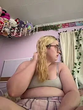 Snapshot of imawhorenslut19 chatting on June 2026 02:27:01 AM imawhorenslut19 online show from June 2026 02:27:01 AM
