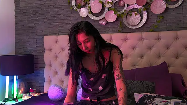 VannyFoxx online show from April 2026 01:59:02 PM