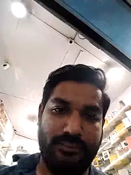 avi007p online show from November 2025 03:25:01 PM