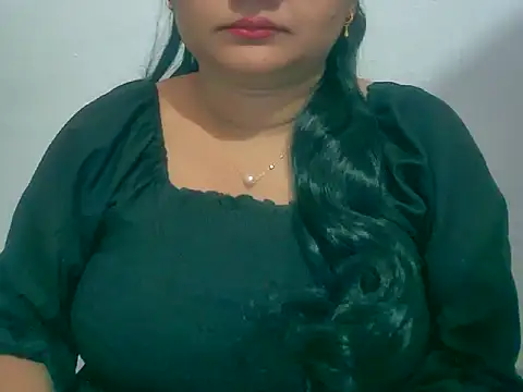 Snapshot of Saniya_K chatting on November 2025 01:43:03 PM Saniya K online show from November 2025 01:43:03 PM