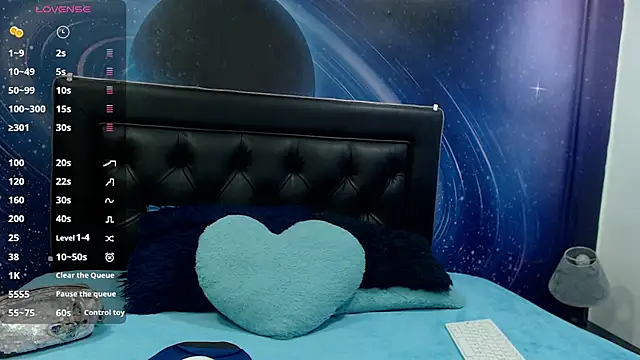 Snapshot of tiinaa_jouns chatting on September 2025 12:29:01 PM tiinaa jouns online show from September 2025 12:29:01 PM