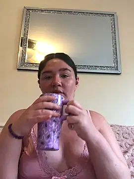 Imogenbabyyy online show from May 2026 10:01:01 AM