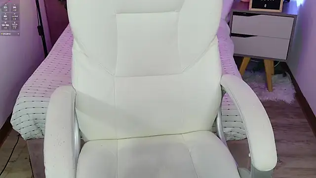 Snapshot of VioletBlacke_ chatting on November 2025 02:39:02 PM VioletBlacke online show from November 2025 02:39:02 PM