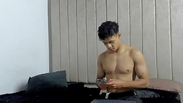 Alex Colton7 online show from October 2025 02:37:02 AM