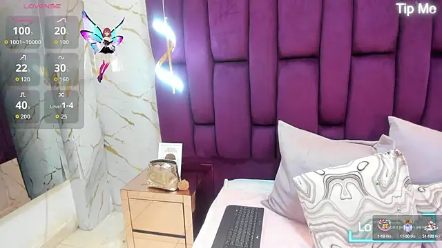 Snapshot of megannherrera chatting on September 2025 12:16:01 PM megannherrera online show from September 2025 12:16:01 PM