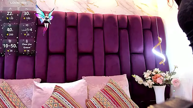 Snapshot of megannherrera chatting on October 2025 11:56:02 AM megannherrera online show from October 2025 11:56:02 AM